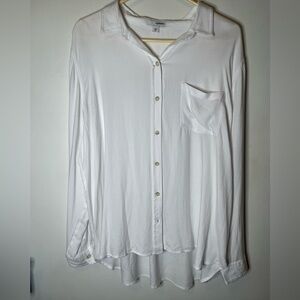 Sonoma brand Women’s long sleeve button down top NWT